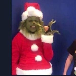 Meet your Posher, Simon